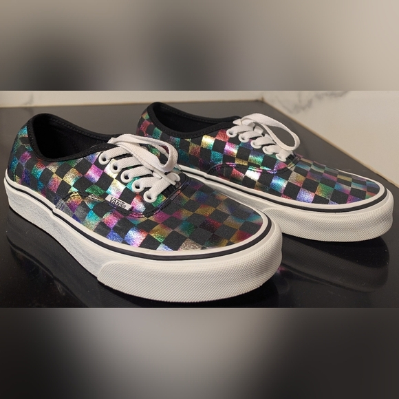Vans Unisex Iridescent Metallic Checkerboard Skate Shoes M 7 W 8.5 MSRP $69.99 - Picture 5 of 10